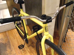 完成車 007